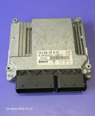Mercedes-Benz Vito Viano W639 Engine control unit/module 0281012105 A6461532491 1039S07144