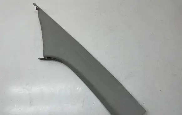 Volkswagen Transporter - Caravelle T5 (A) pillar trim 7H1867234Q 7H1867234R
