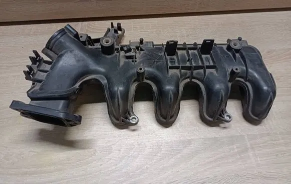 Peugeot 307 Intake manifold 9684941780 06EE66 081767896