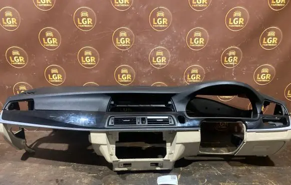BMW 5 F10 F11 Dashboard