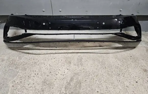 Volkswagen PASSAT B8 Front bumper 3G0807221E