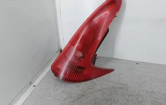 Peugeot 206 Rear/tail lights 