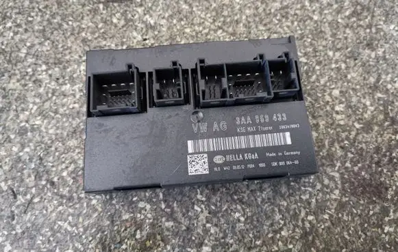 Volkswagen PASSAT B7 Comfort/convenience module 3AA959433