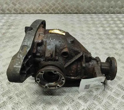 BMW 7 E38 Rear differential 1428483