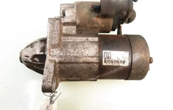 Mazda Premacy Starter motor M000T80381 FP1318400