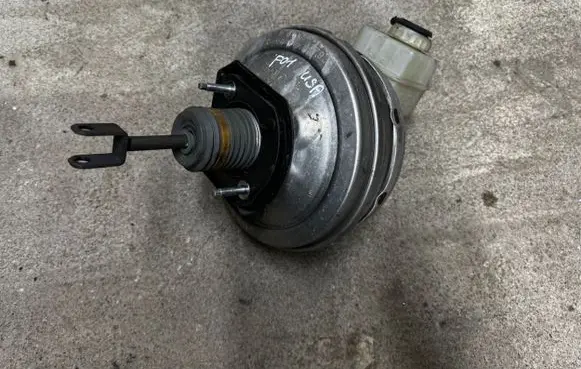 BMW 7 F01 F02 F03 F04 Brake booster 296786685030 00130751305144