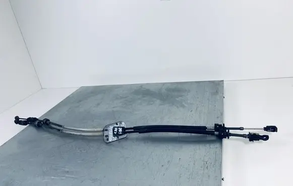Toyota Avensis T250 Gear shift cable linkage