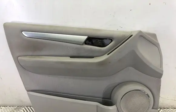 Mercedes-Benz B W245 Front door card panel trim