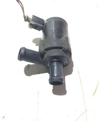 Volkswagen Touareg I Electric auxiliary coolant/water pump 7L0965561 70207404 045004T196