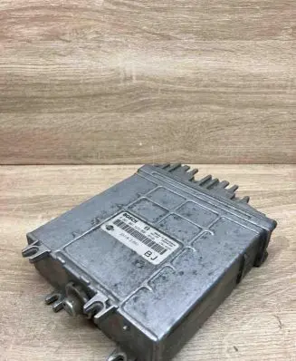 Nissan Primera Engine control unit/module ECU 237102J661 0281001629