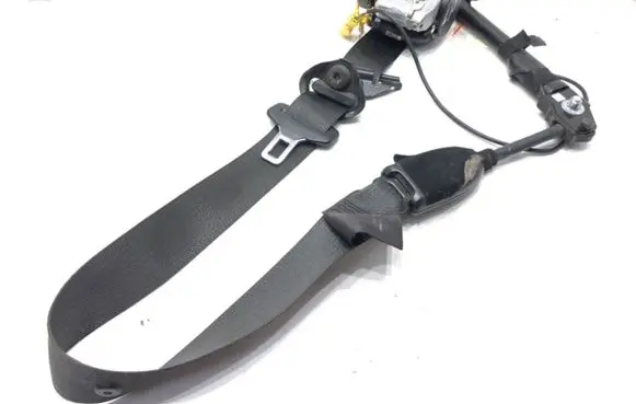 Chevrolet Cruze Front seatbelt 13297089