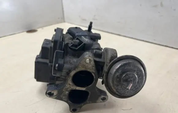 Honda Civic Engine shut-off valve NAS09051 6Z1200176B1 6Z08119