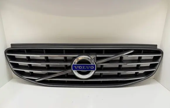 Volvo XC60 Front bumper upper radiator grill 31383751 31333832 31333836