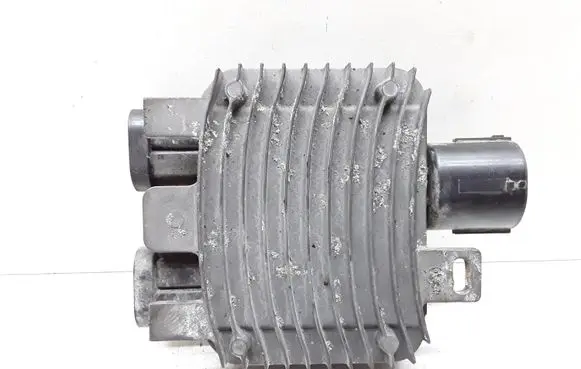 Volvo V70 Coolant fan relay 940009400