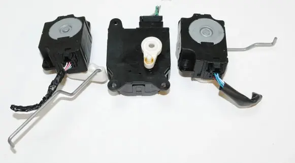 Subaru Impreza III Air flap motor/actuator T1011654W 5027523760