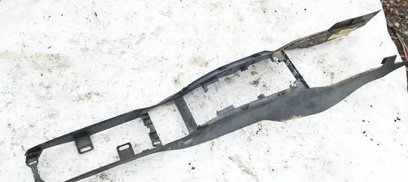 Volkswagen Polo IV 9N3 Center console 