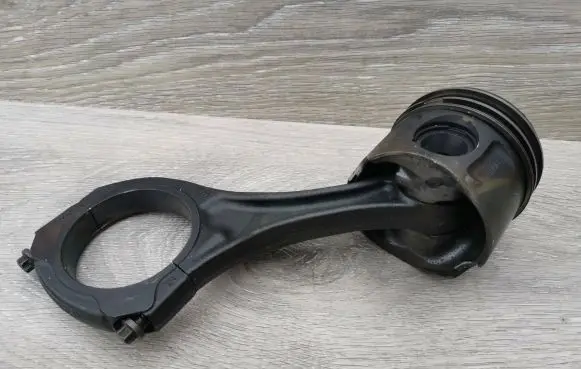Mercedes-Benz R W251 Piston with connecting rod 10RAL