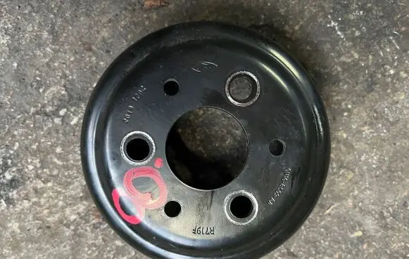 Volvo V40 Crankshaft pulley 8509AA