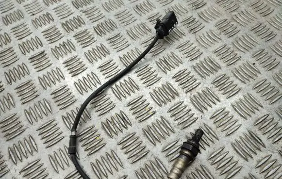 Volkswagen Polo V 6R Lambda probe sensor 03E906262C