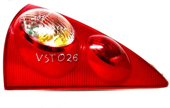 Peugeot 107 Rear/tail lights 815500H040