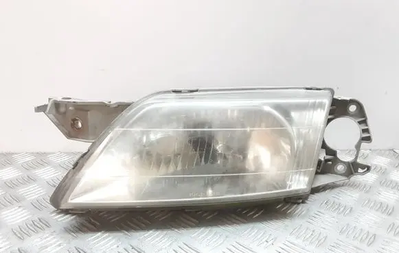 Mazda Premacy Headlight/headlamp