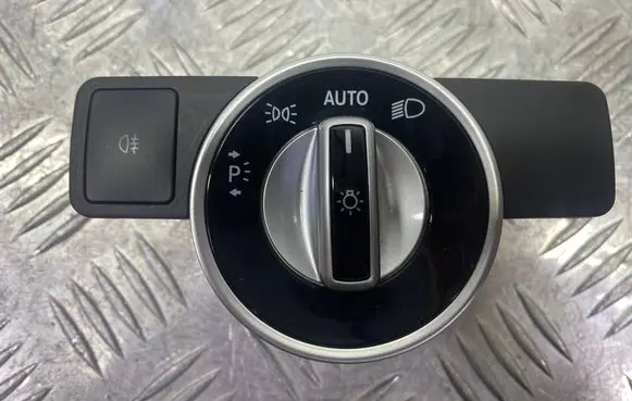 Mercedes-Benz C W204 Light switch A2129050551