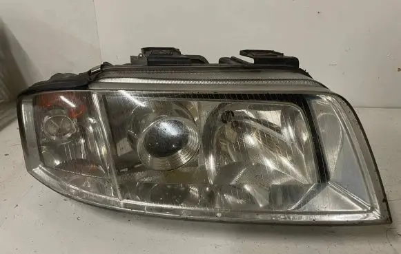 Audi A6 S6 C5 4B Headlight/headlamp 4B0941004BK