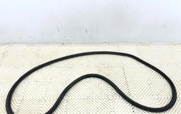 Audi Q3 8U Rubber seal front door (on door)