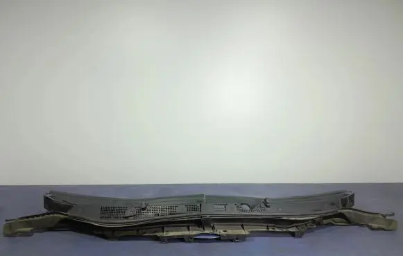 Mazda CX-5 Wiper trim