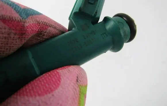 Toyota Aygo AB10 Fuel injector 232500Q020