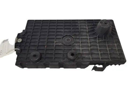Battery tray