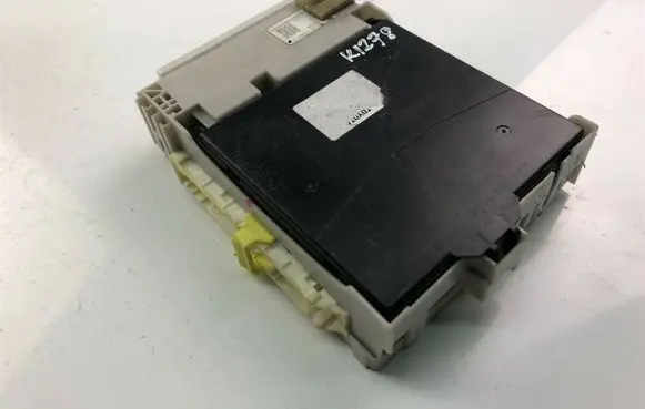 Toyota Prius (XW30) Fuse box set 8273047450A K1278