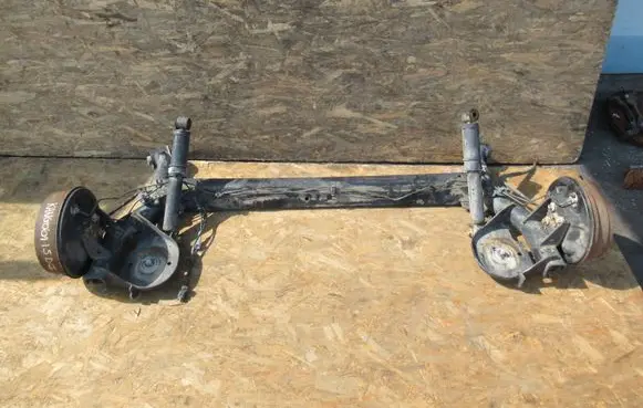 Renault Kangoo II Rear axle beam with reductor 