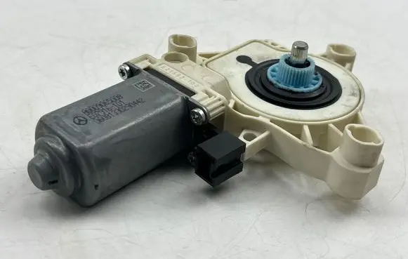 Mercedes-Benz C W206 Front door window regulator motor A0009065008 06081330290442