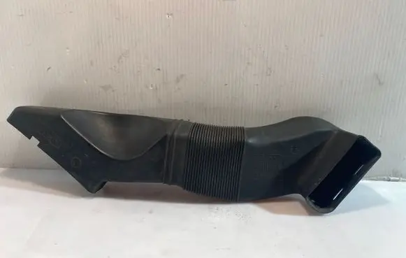Audi A6 S6 C5 4B Air intake duct part 8D0129617E 4B0129617B