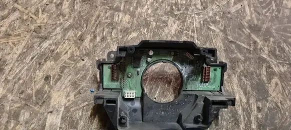 Multifunctional control switch/knob