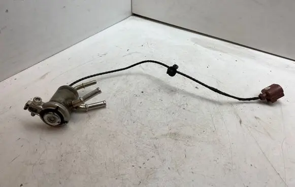 Audi A3 8Y AdBlue injector 05L131113J