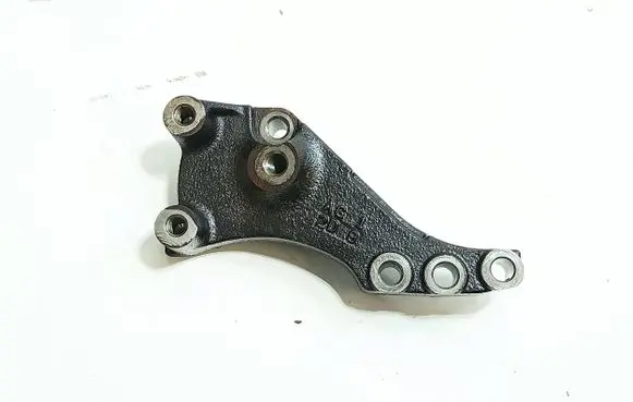 Honda Accord Engine mounting bracket