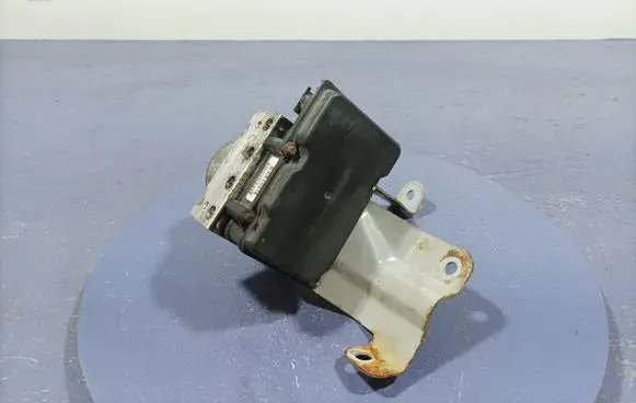 Mitsubishi Colt ABS Pump 4670A401