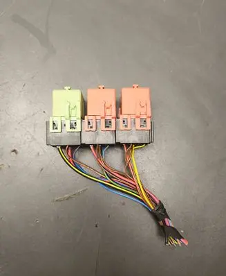 BMW 5 E60 E61 Other relay 8373700 V23134K59X312 1742690