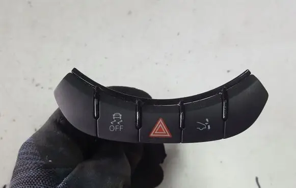Audi TT TTS Mk2 Hazard light switch 8J0927137H