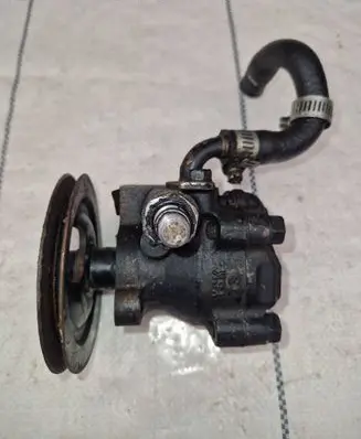Mitsubishi Pajero Sport I Power steering pump