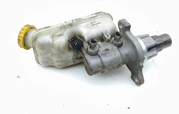 Chrysler Grand Voyager V Master brake cylinder 32068522 22068522