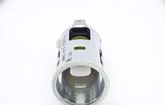 BMW 2 F22 F23 12 V Socket (front) 6973037