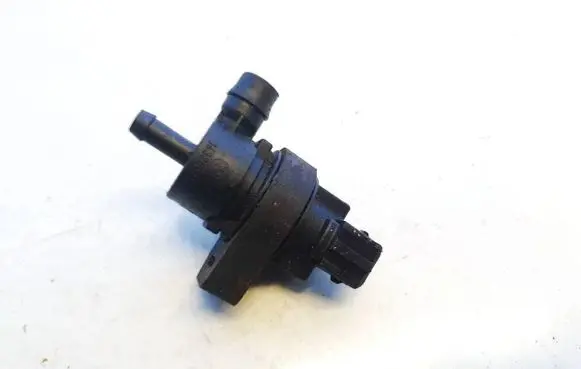 BMW 3 E46 Valve vacuum 1433602