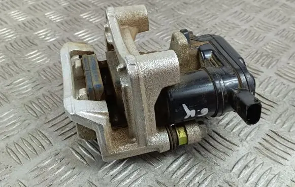 Hyundai Kona I Rear brake caliper 52700CM100