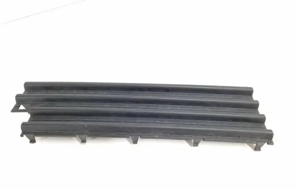 Citroen Berlingo Front bumper upper radiator grill 9830226580
