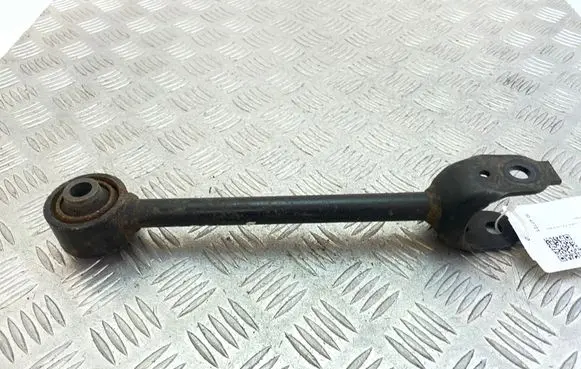 Toyota RAV 4 (XA50) Rear control arm