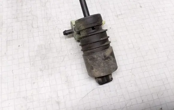 Opel Zafira A Windscreen/windshield washer pump