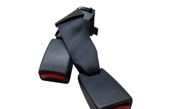 Toyota Avensis T250 Rear seatbelt buckle 142651
